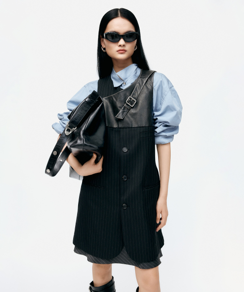 앤더슨벨() BLAZER CUT SLEEVELESS DRESS atb1396w(BLACK) 상품 이미지