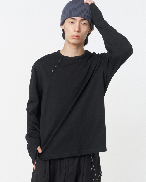Diagonal henley neck длинный sleeves черный