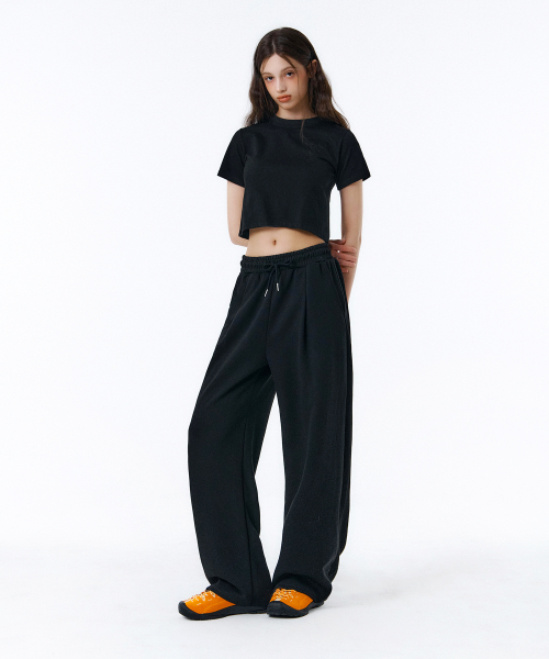 BRACKET0 BASIC LINE ONE TUCK WIDE SWEAT PANTS (2color)