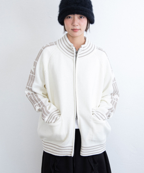 STAR TRACK вязаный ZIP UP IVORY( CODE0 684A)