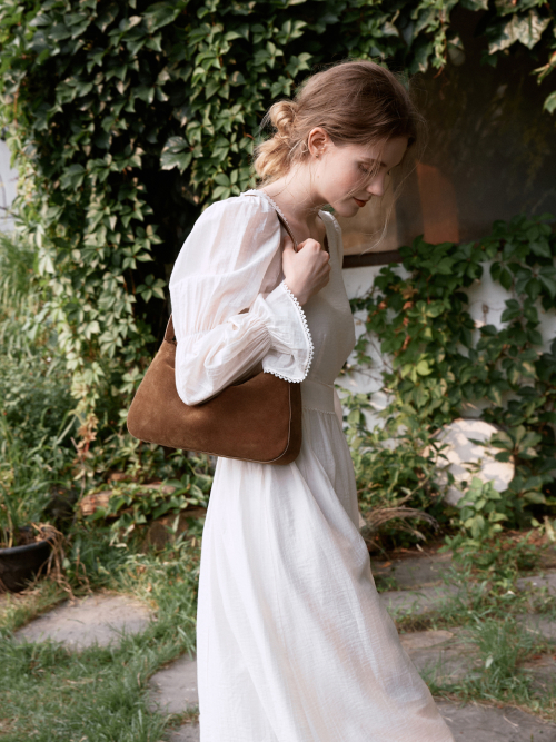 ILIANA suede shoulder bag_GOLD BROWN