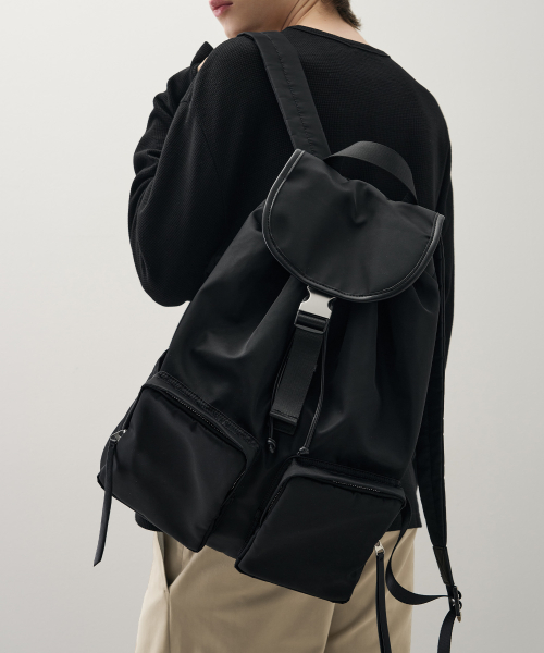 HIDE DOUBLE POCKET BACKPACK [BLACK]