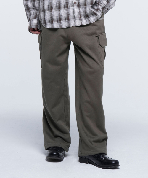 BASIC CARGO SWEAT PANTS (KHAKI)