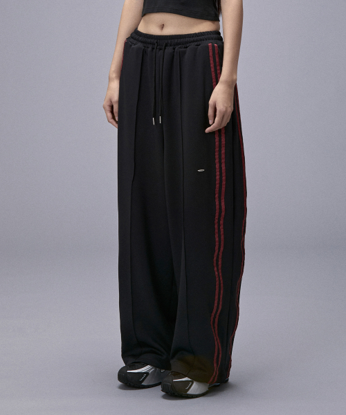 Twin Line Wide Track Pants (25FBT-PNTS01)