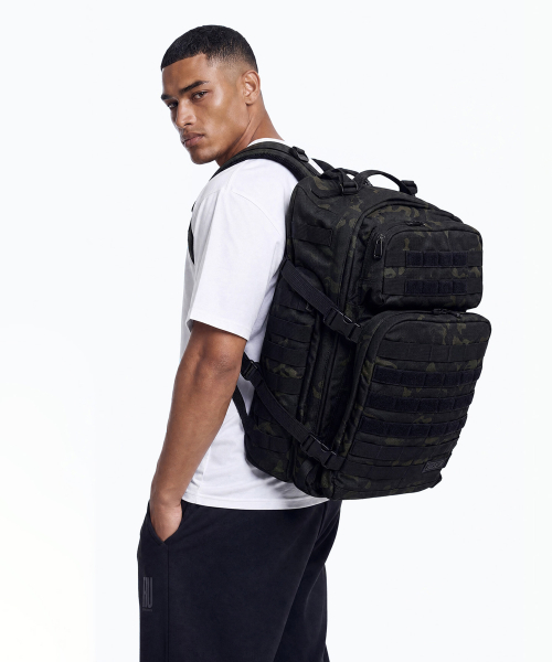 짐 카모 백팩 40L (Black Camo)