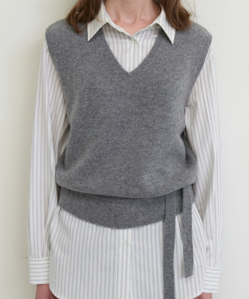 Whole garment belted knit vest_M/GREY