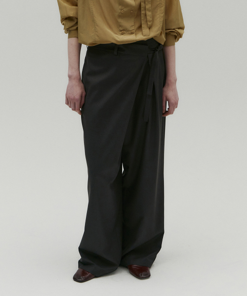 UNBALANCED WRAP TROUSERS [CHARCOAL]