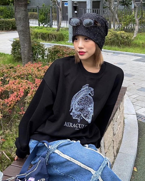 Miraculum Bascinet Sweatshirt/Black