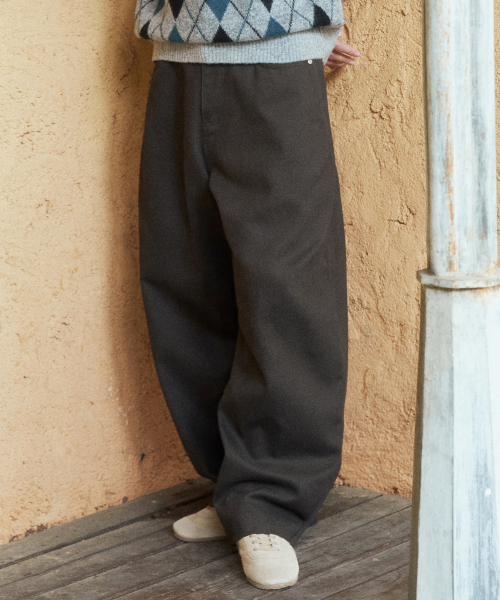 Side-Snap Balloon Curved Pants (BROWN)
