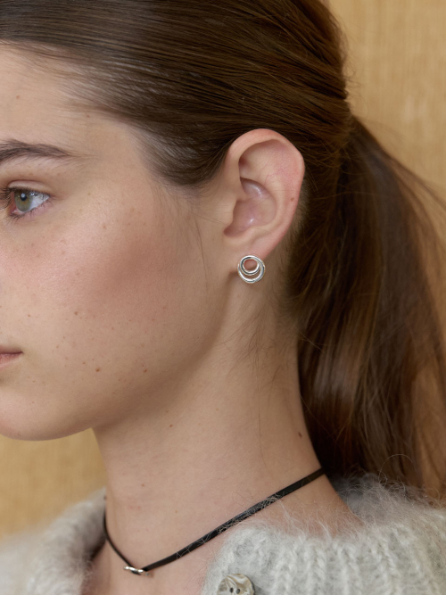 러브미몬스터() Circle Knot Earrings (L253MER090) 상품 이미지