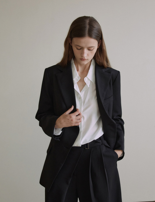 Wool Blend Back Slit Jacket (Black)