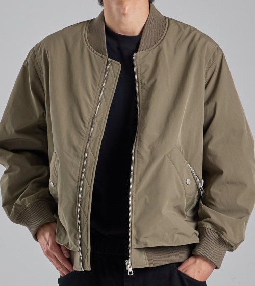 Минималистичный блузон на молнии с косыми карманами (Beige)