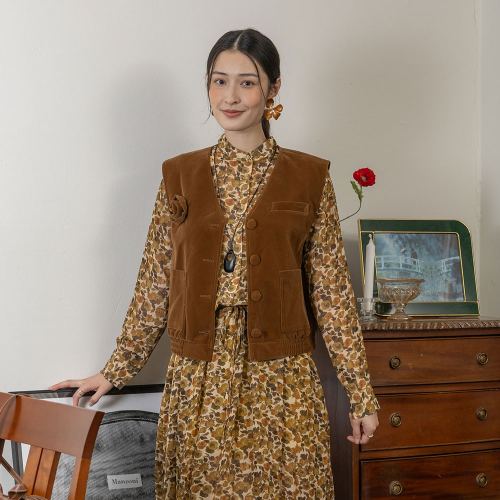 LS_Brown rose autumn vest