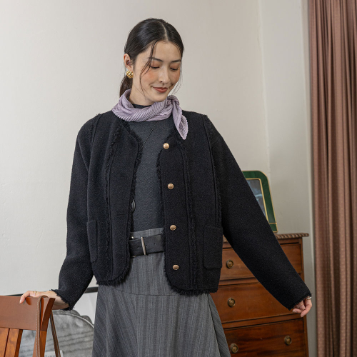 LS_Round button knitted jacket_BLACK