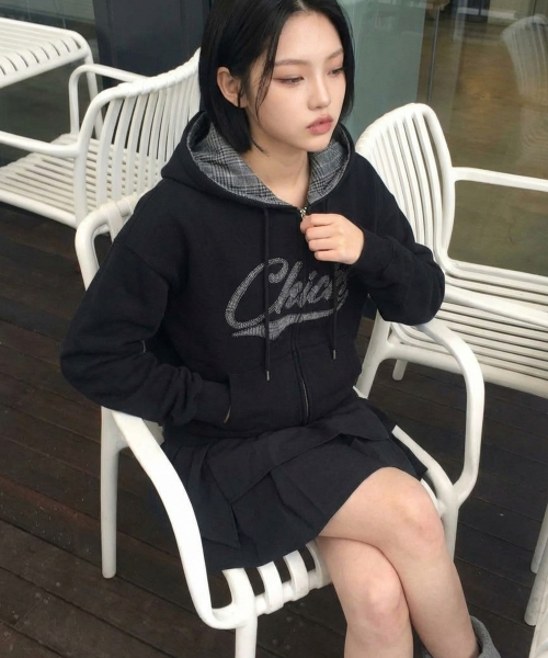 Худи на молнии Tail Logo Applique Black