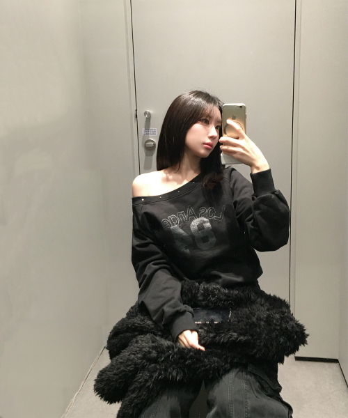 Свитшот с открытыми плечами 84 Black