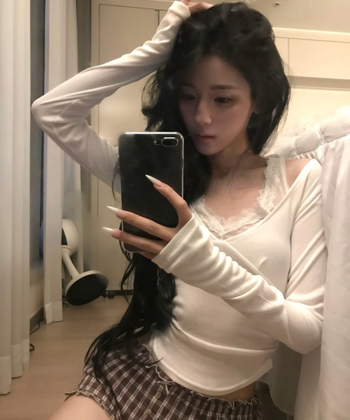 Amelia Lace Halter Long Sleeve Top (Ivory)