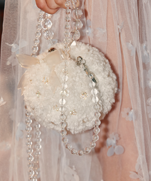 [X SUSAN FANG] FURRY BUBBLE BOW BAG - WHITE