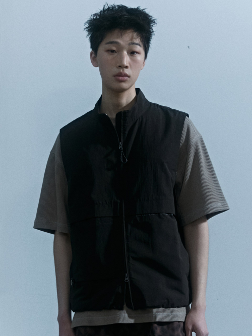 BIG POCKET NYLON VEST[CHARCOAL]