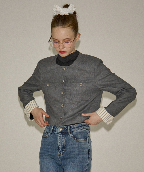 Cuffs Crop Jacket_ Gray