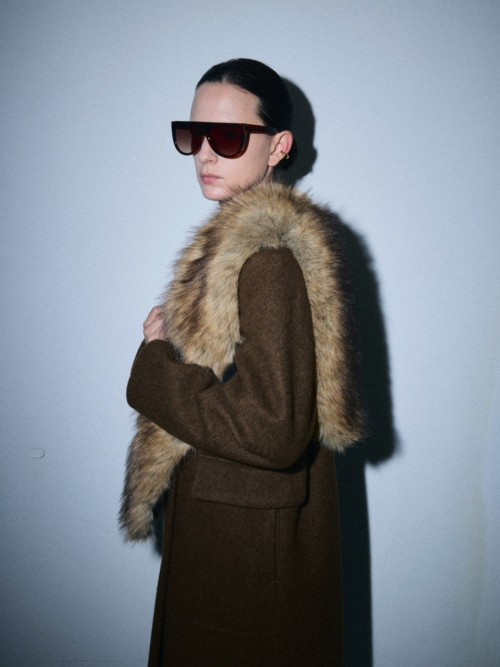 Жилет из искусственного меха енота и лисы_Beige Brown