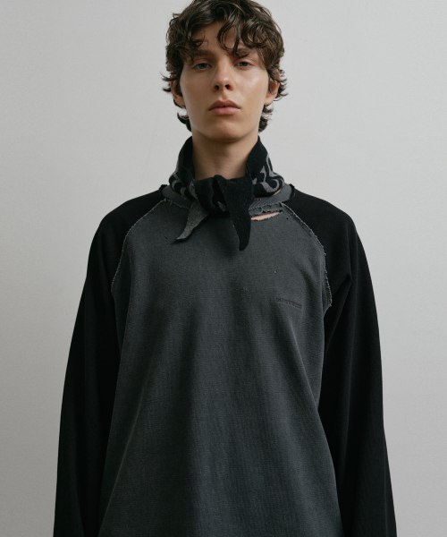 5s COTTON PIGMENT DESTROYED BLACK RAGLAN LONG T-SHIRT