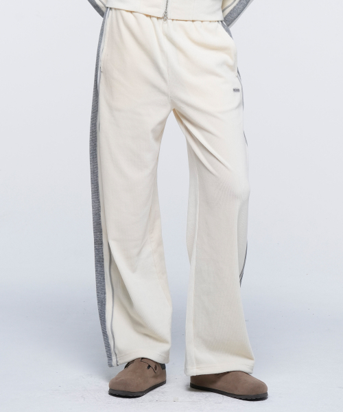 W CORDUROY WIDE PANTS (IVORY)