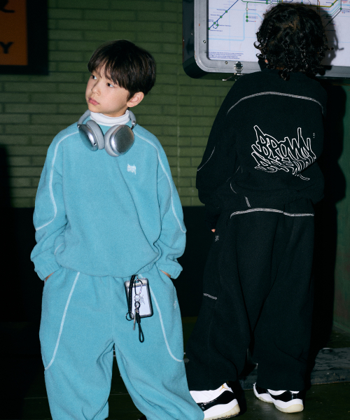 브라운브레스 키즈() KIDS FLEECE CHAIN STITCH TAG CREWNECK SETUP_2COLOR 상품 이미지