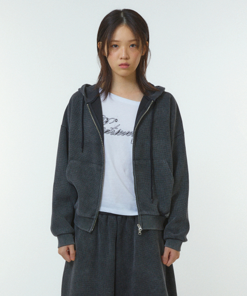SCRIPT WAFFLE HOOD ZIP UP [BLACK]