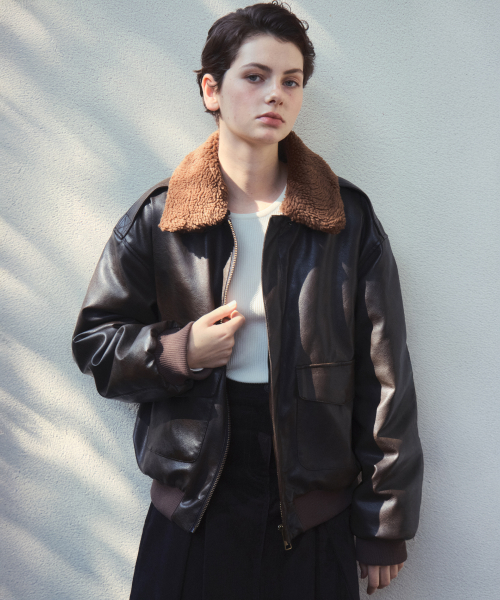 Бомбер W/Shearling Flight Brown (WC25-OT11) с 2 съемными меховыми воротниками