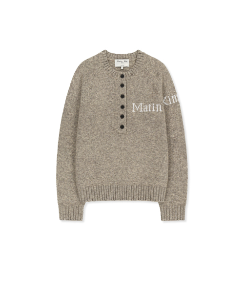 MATIN BUTTON POINT HENLEY NECK LOGO KNIT TOP IN BEIGE