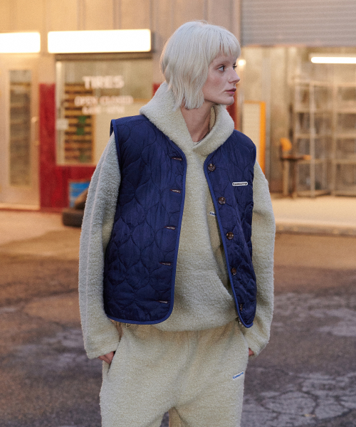 Reversible Shearling Quilted Vest (темно-синий)
