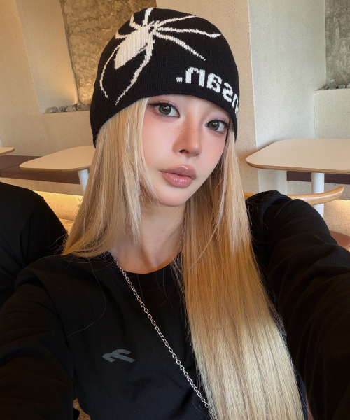 탄산마그네슘 자카드 스파이더 비니 (블랙)