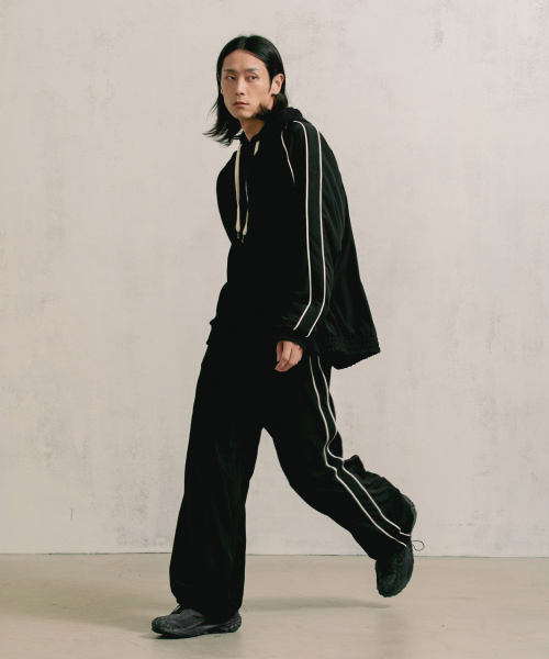 Спортивный костюм Lined Core