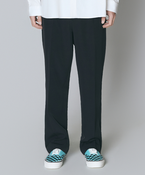 Semi-wide Slacks [Black]