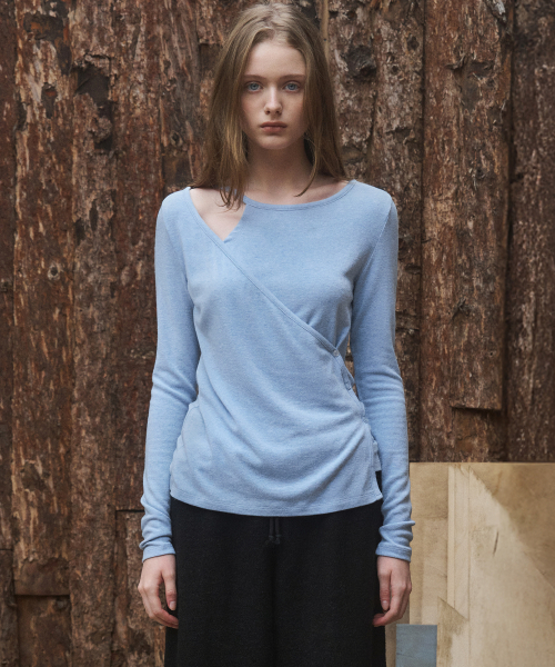 Klein oblique cardigan (light blue)