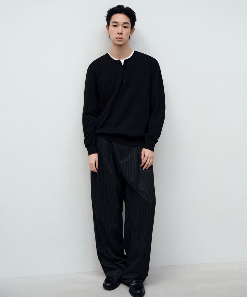 무신사 스탠다드() 워셔블 수피마 코튼 헨리 넥 니트 [블랙] 상품 이미지