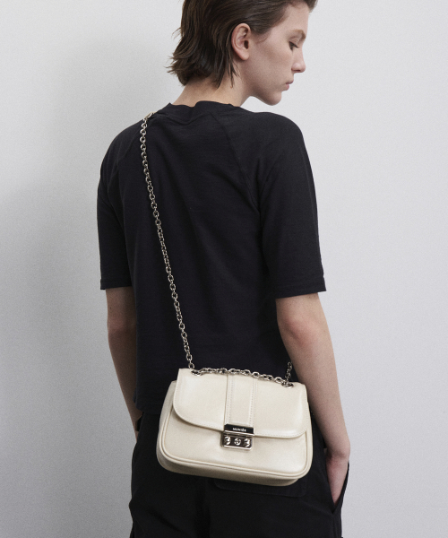 PADDED MINI CHAIN BAG_2COLORS