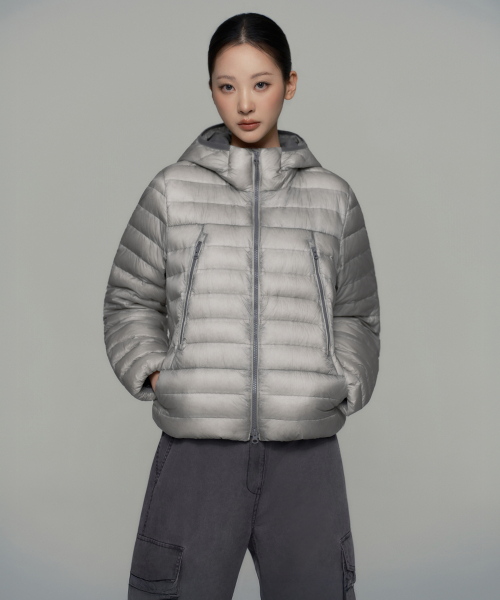 무신사 스탠다드 우먼() [시티 레저] 우먼즈 시어 립스탑 후디드 라이트 다운 재킷 [라이트 그레이] 상품 이미지