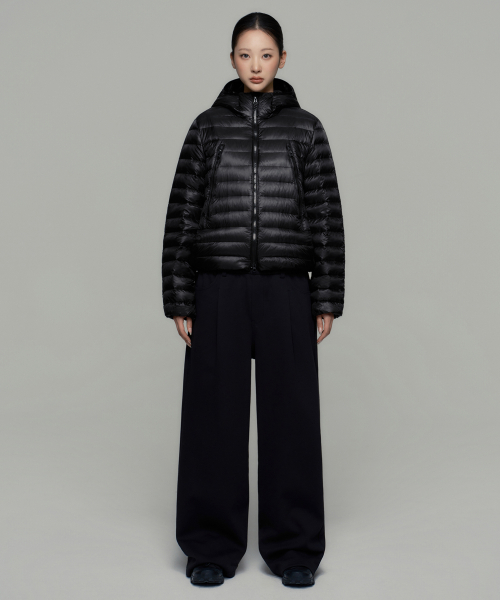 무신사 스탠다드 우먼() [시티 레저] 우먼즈 시어 립스탑 후디드 라이트 다운 재킷 [블랙] 상품 이미지