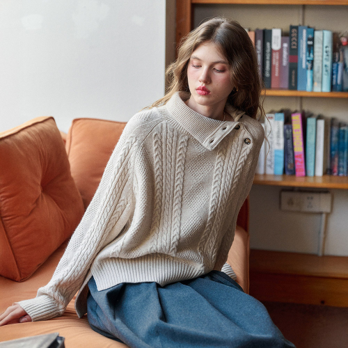 SR_Placket turtleneck cable knit