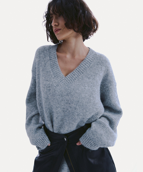 WOOL BLEND V-NECK SWEATER_ GREY