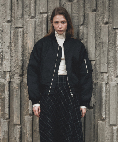 ALPHA CREASE MA-1 JACKET / BLACK