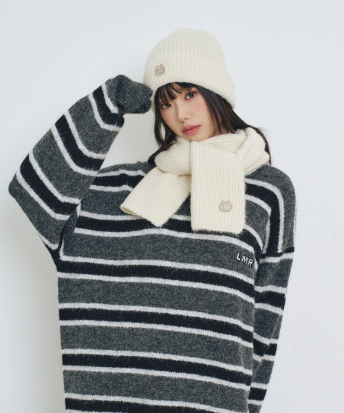 엘엠알() 심볼 로고 자수 니트 비니 머플러 세트 IVORY 상품 이미지