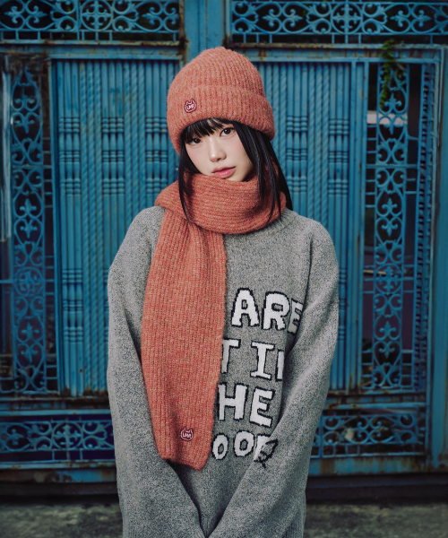 엘엠알() 심볼 로고 자수 니트 비니 머플러 세트 RED 상품 이미지