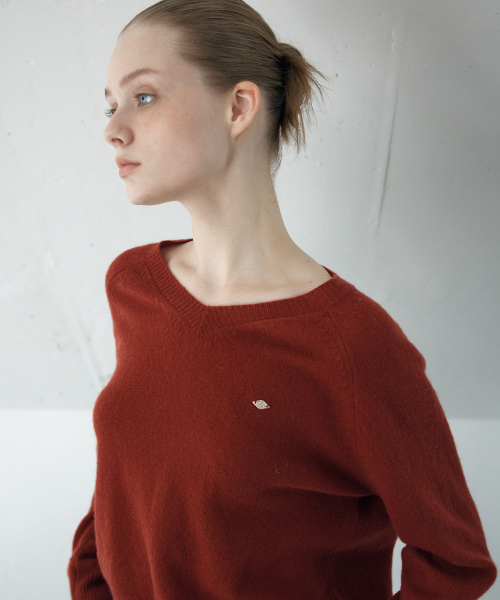 V-NECK RAGLAN KNIT_RED
