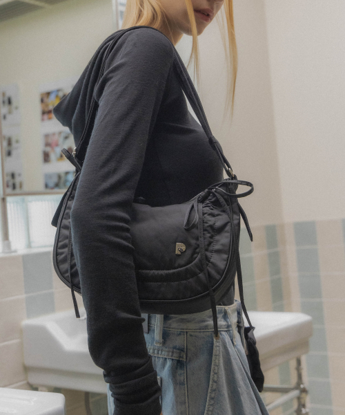 파퓸드로브() Sac Petit Plie Black 상품 이미지