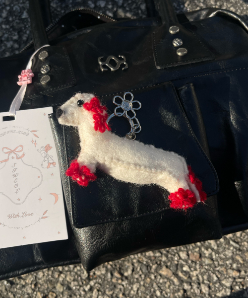 Worry Keyring (Ivory)