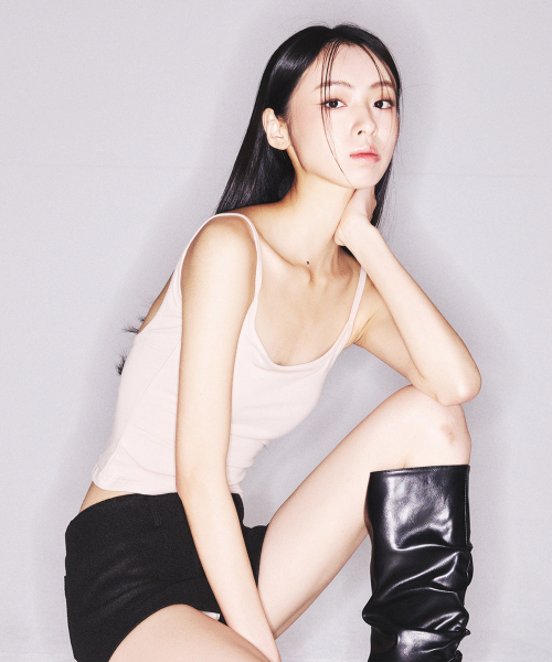 BACKLESS SLIM TOP