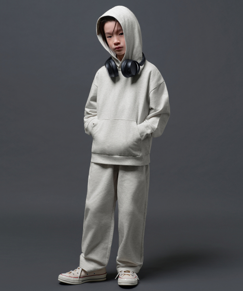 무신사 스탠다드 키즈() 오버사이즈 후디드 스웨트셔츠 & 라운지 스웨트 팬츠 셋업 [오트밀] 상품 이미지